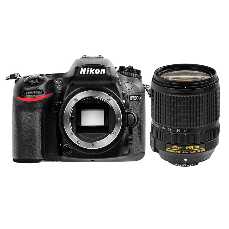尼康D7200 单反套机 18-200mm镜头（主机+32G+相机包）照相机